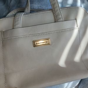 Liz Claiborne small faux leather handbag
